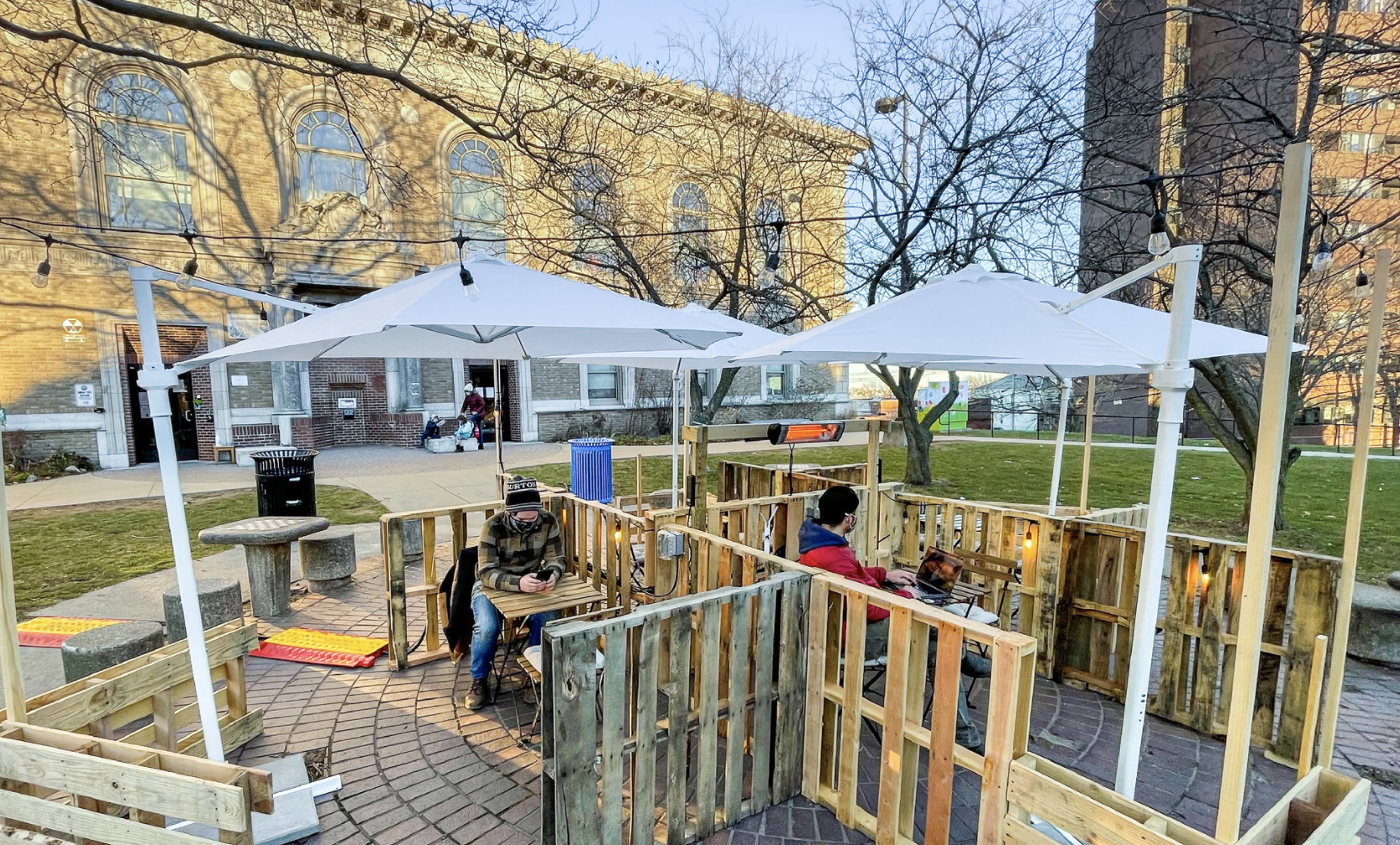 Pop-up Wifi-workstation at Somerville Library